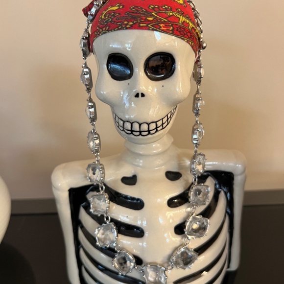 Necklace and earring set - Picture 5 of 5